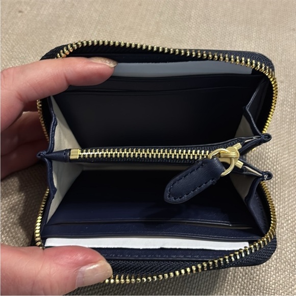 Lauren Ralph Lauren Leather Navy Blue Wallet-NWT - Picture 5 of 6